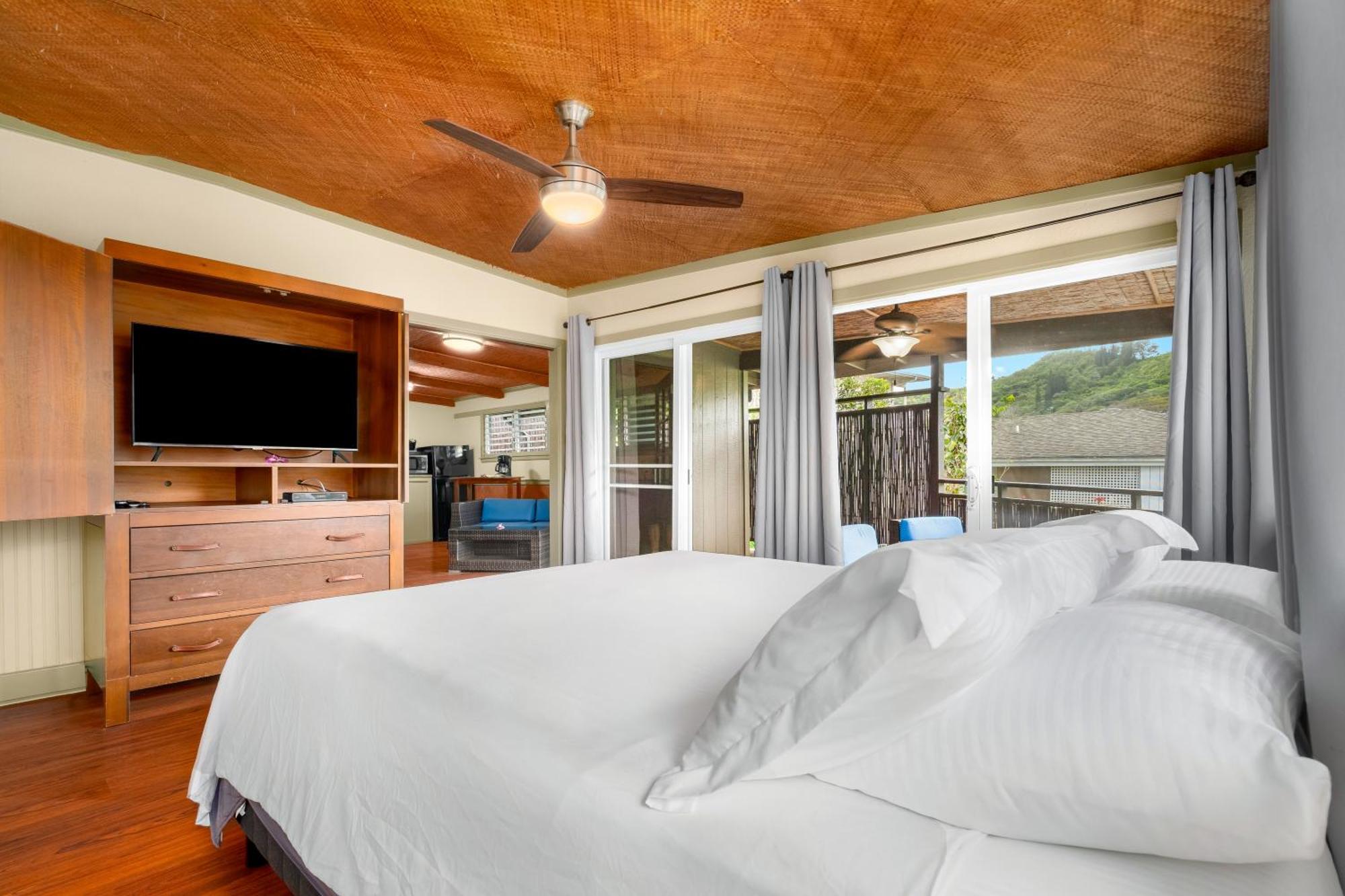 Paradise Bay Resort Kaneohe Exterior photo